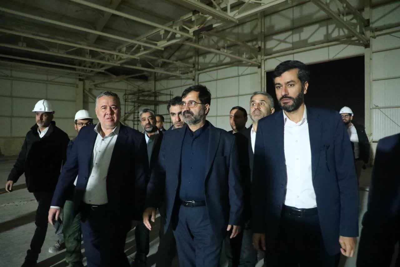 فاز نخست کارخانه بزرگ تولید پارچه مشکی قم امسال افتتاح میشود فاز نخست کارخانه بزرگ تولید پارچه مشکی قم امسال افتتاح میشود
